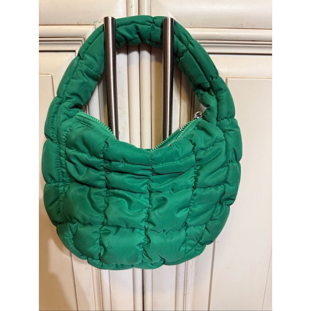 The Unbranded Brand Women's Quilted Puffer Hobo Shoulder Bag Green
